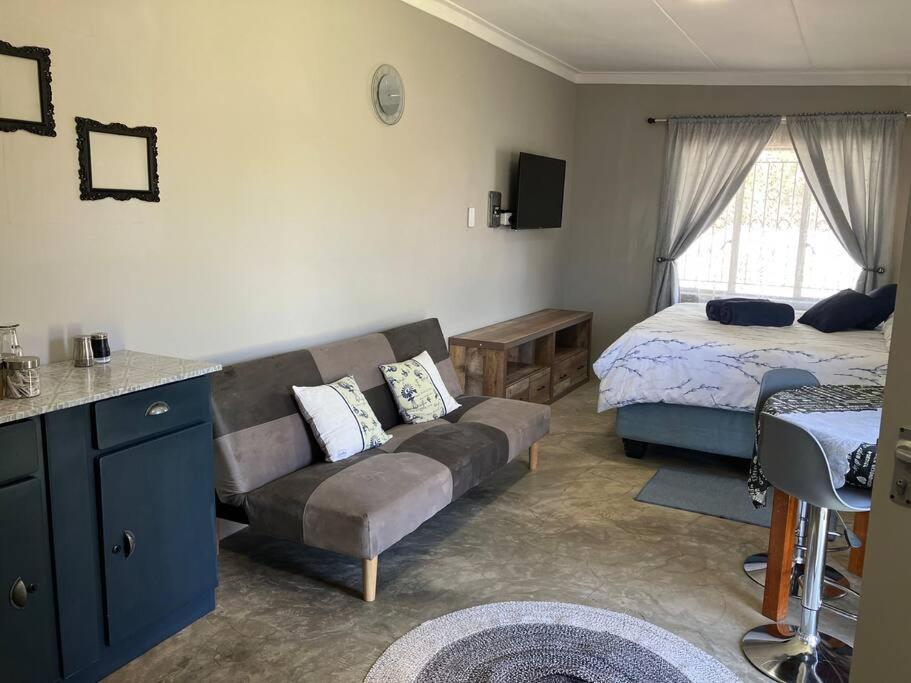Stellies Accommodation - Room 1 Keetmanshoop Exteriér fotografie