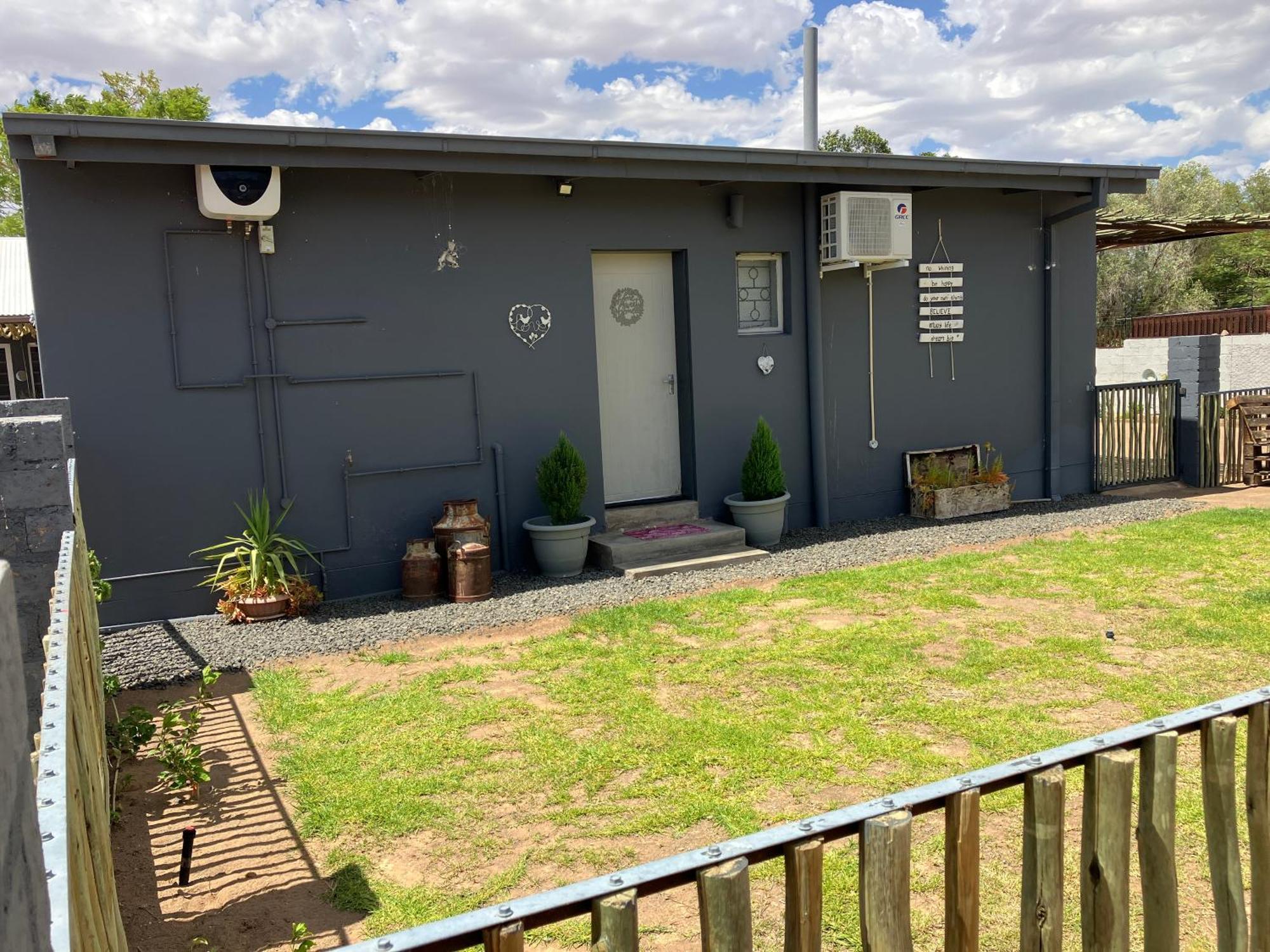 Stellies Accommodation - Room 1 Keetmanshoop Exteriér fotografie